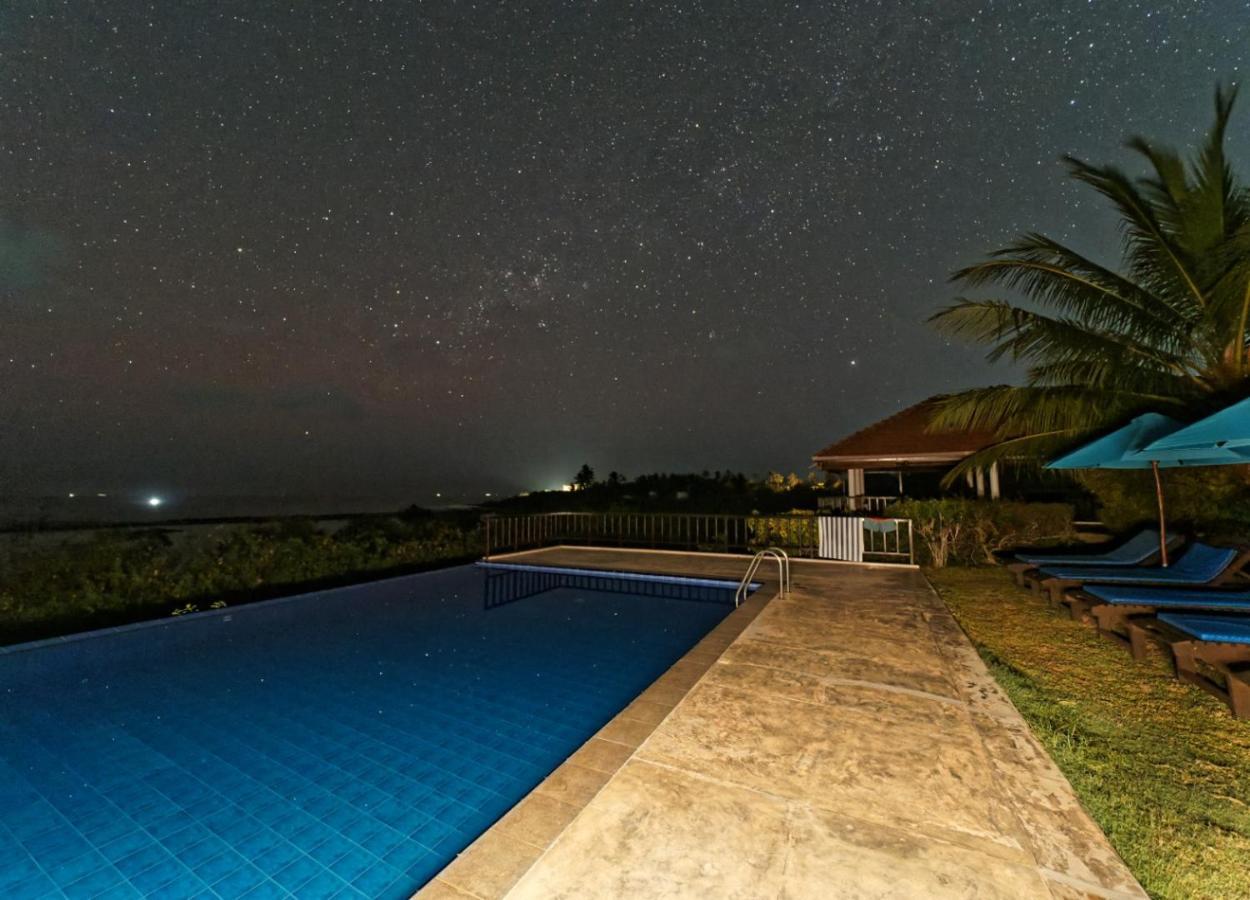 Ananthaya Beach Тангале Екстериор снимка