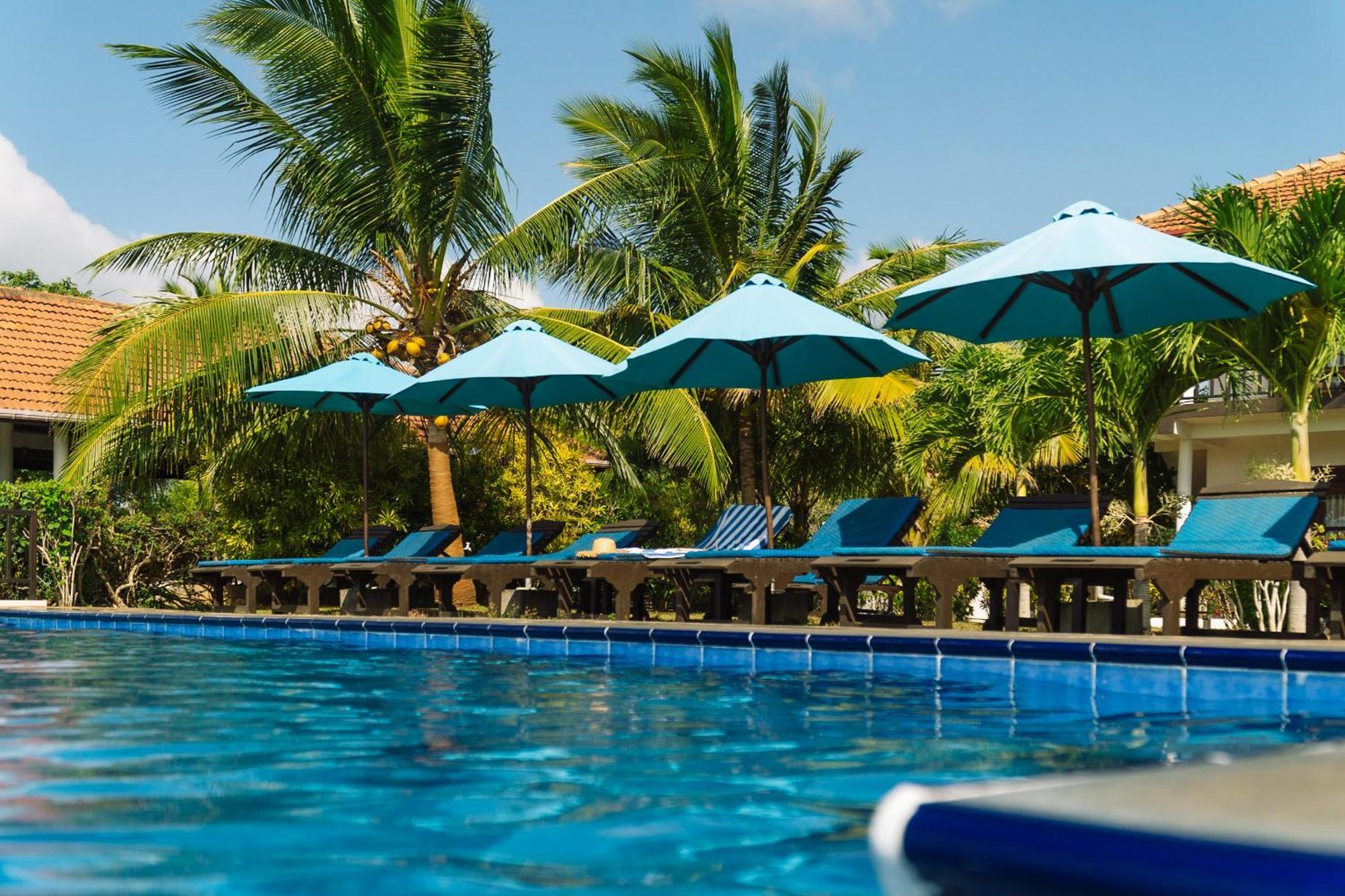 Ananthaya Beach Тангале Екстериор снимка