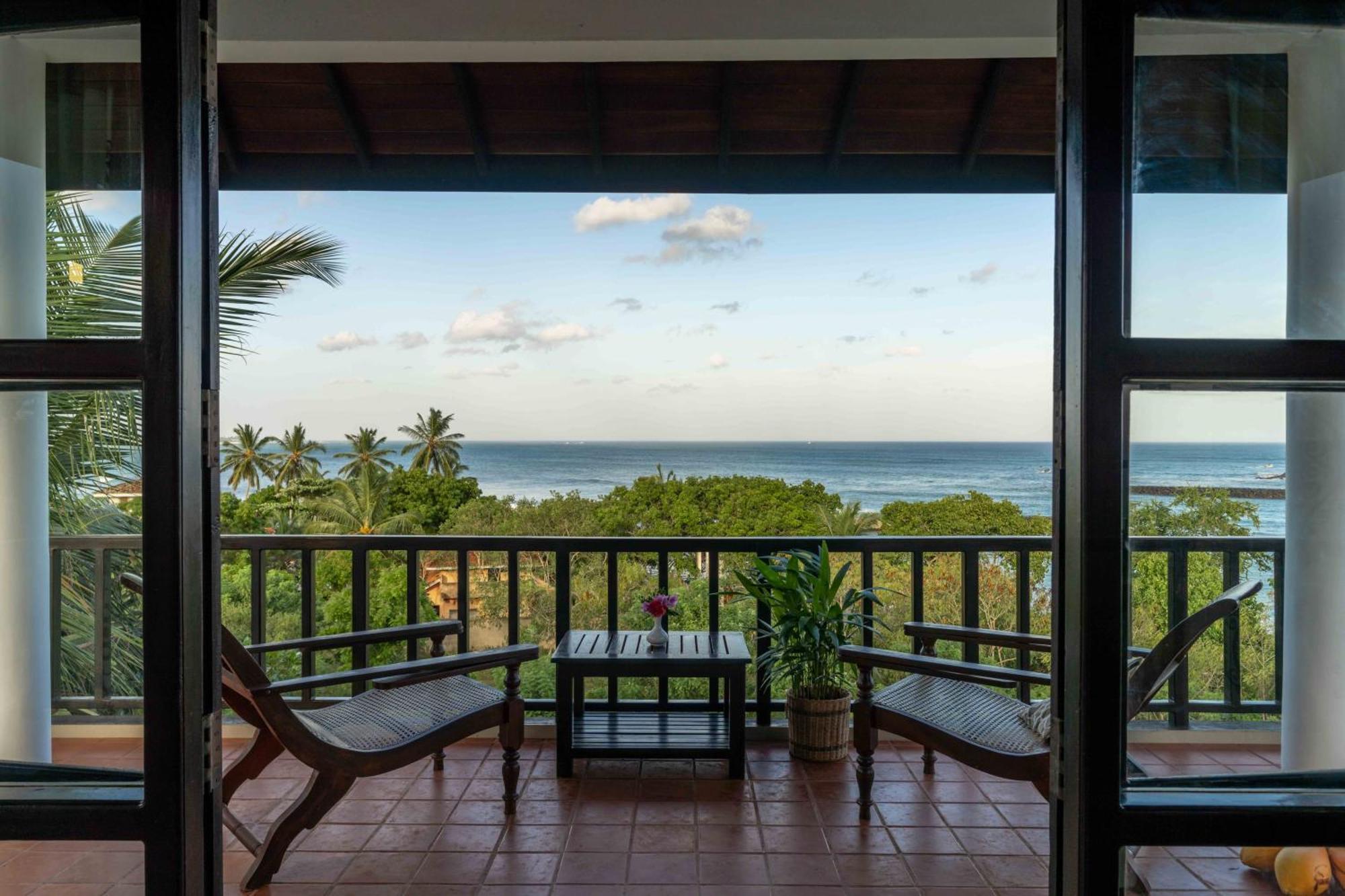 Ananthaya Beach Тангале Екстериор снимка