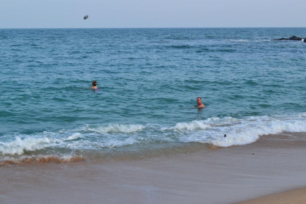 Ananthaya Beach Тангале Екстериор снимка